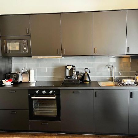 The Mews Boutique Deluxe Apartments, Sleep 2-6 People , Central Location, Free Parking Windermere Ngoại thất bức ảnh