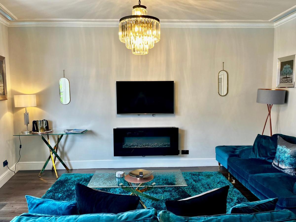 The Mews Boutique Deluxe Apartments, Sleep 2-6 People , Central Location, Free Parking Windermere Ngoại thất bức ảnh