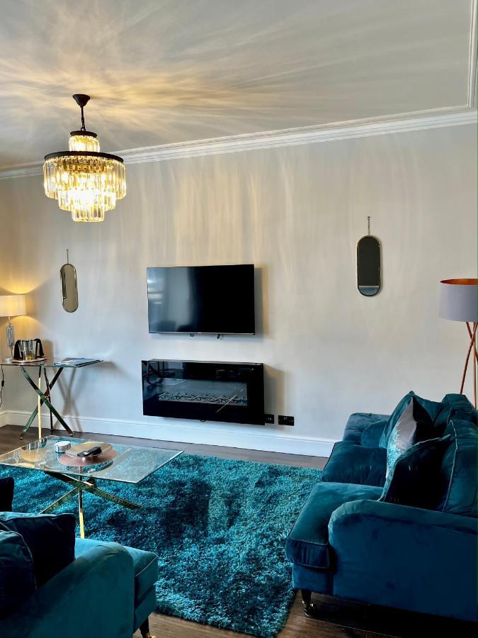 The Mews Boutique Deluxe Apartments, Sleep 2-6 People , Central Location, Free Parking Windermere Ngoại thất bức ảnh