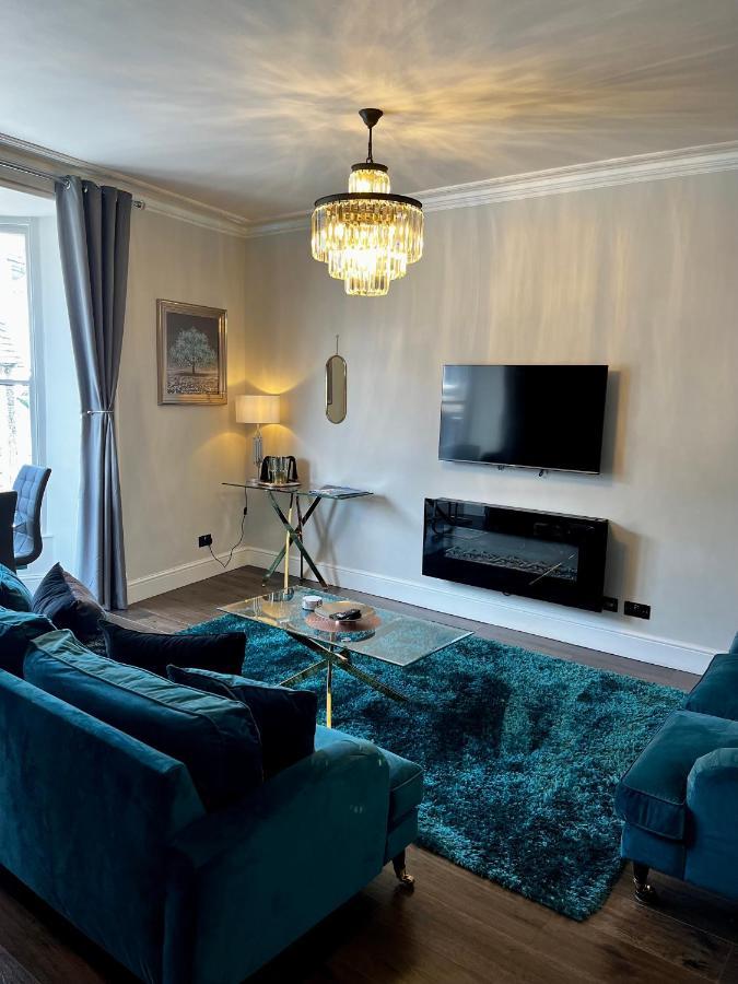 The Mews Boutique Deluxe Apartments, Sleep 2-6 People , Central Location, Free Parking Windermere Ngoại thất bức ảnh