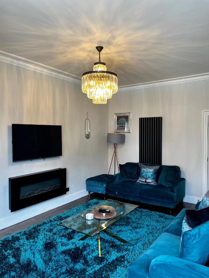 The Mews Boutique Deluxe Apartments, Sleep 2-6 People , Central Location, Free Parking Windermere Ngoại thất bức ảnh